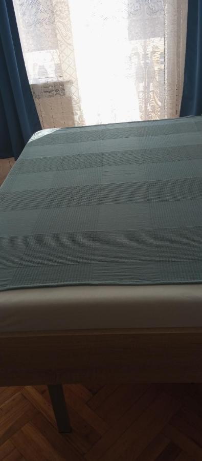 Airport Md Rooms Beograd Bagian luar foto